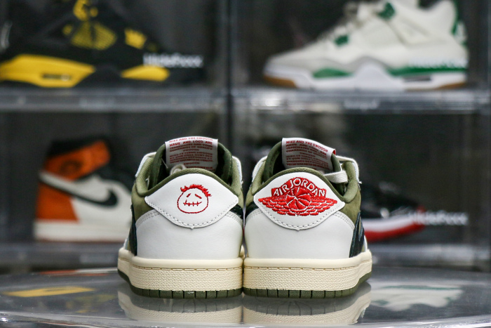 Travis Scott x Jordan 1 Retro Low  'Reverse Olive / Medium Olive' Kid（A1）