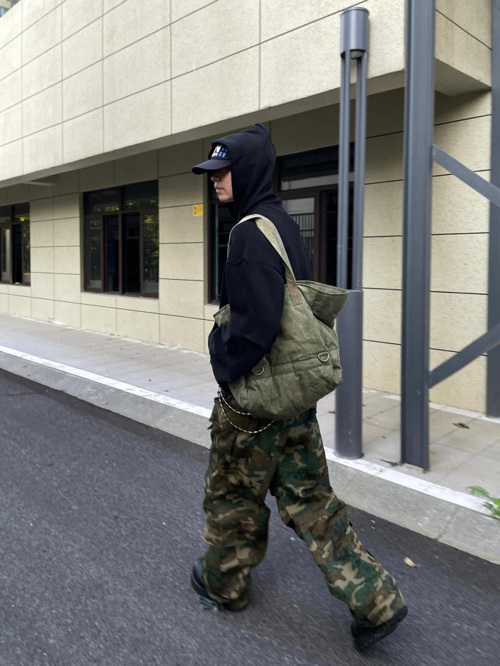 Far Archive Camo Pants