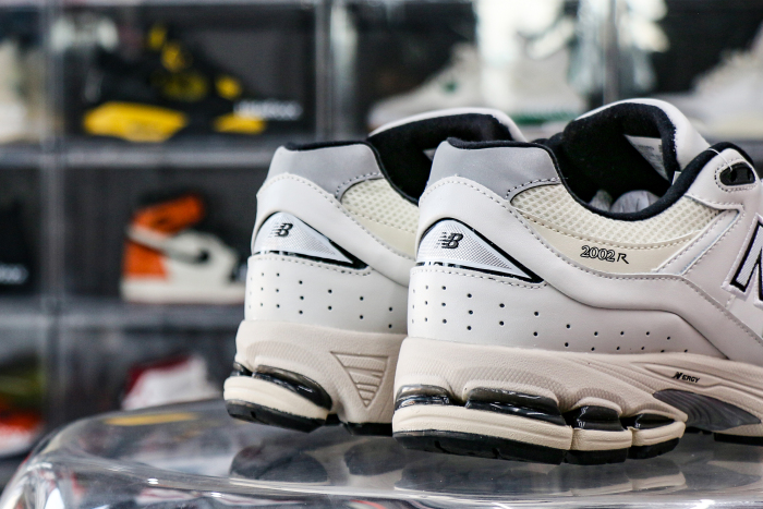 New Balance 2002R Atlas Lemon Haze