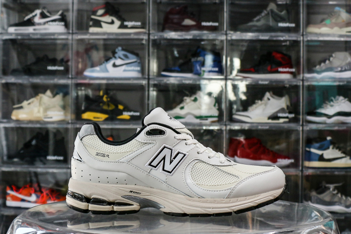 New Balance 2002R Atlas Lemon Haze