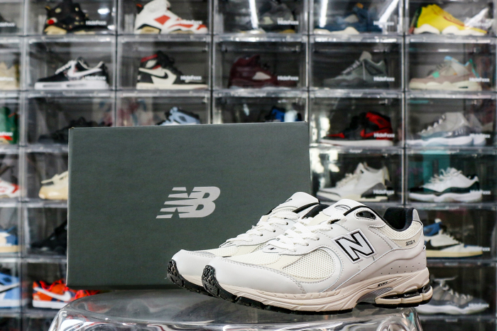 New Balance 2002R Atlas Lemon Haze