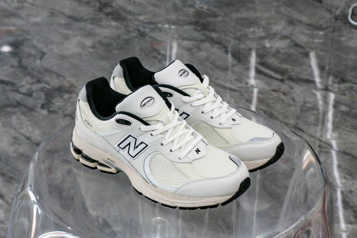 New Balance 2002R Atlas Lemon Haze