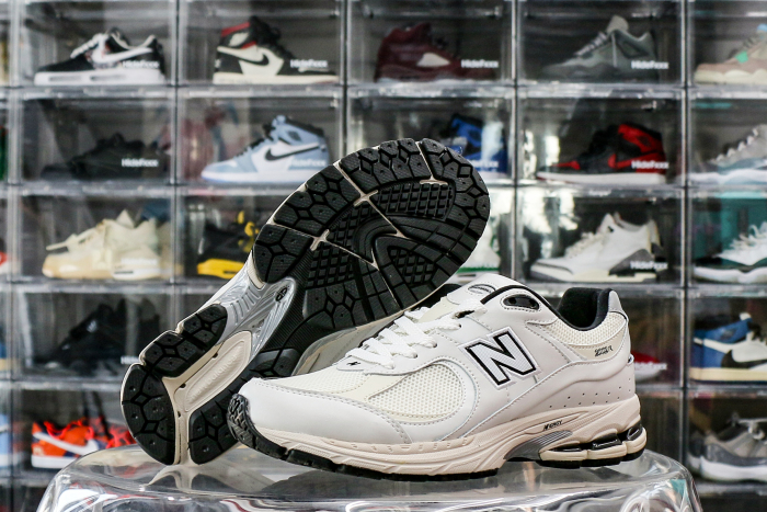 New Balance 2002R Atlas Lemon Haze