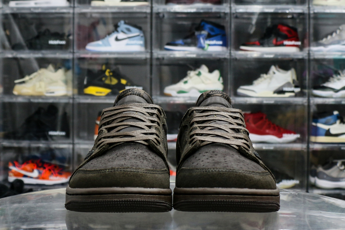 Travis Scott x Air Jordan 1 Low OG “Velvet Brown”（A1）