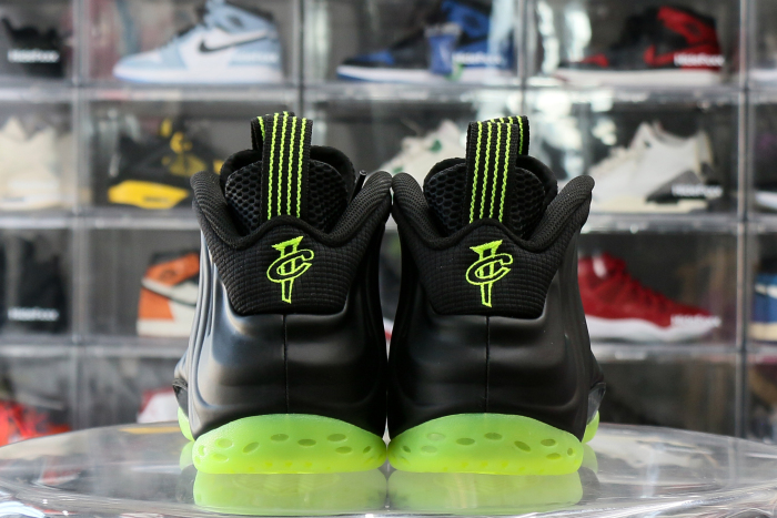 Nike Air Foamposite One Black Volt 2025（A1）