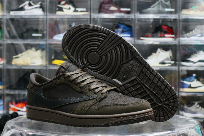 Travis Scott x Air Jordan 1 Low OG “Velvet Brown”（A1）