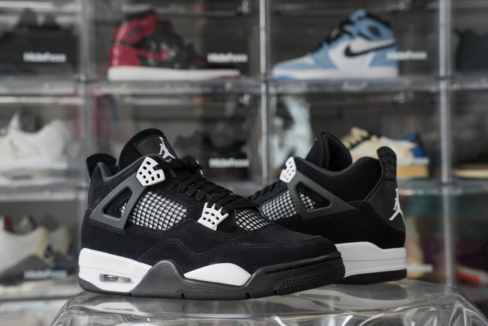 US Warehouse:Air Jordan 4 “White Thunder”  2024 （A1）