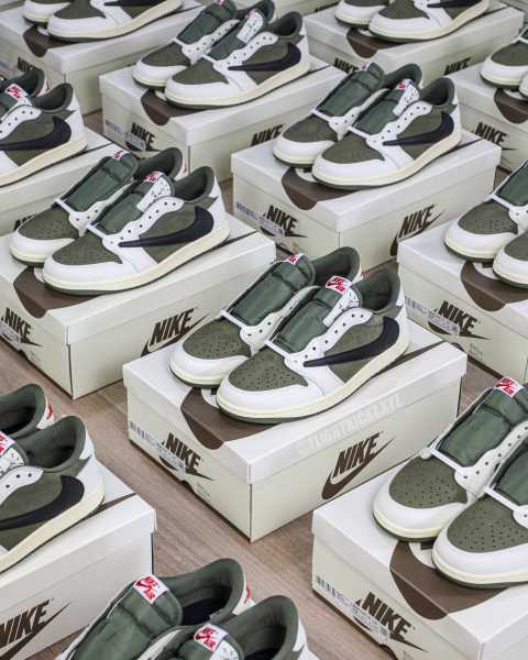 US Warehouse:Travis Scott x Air Jordan 1 ' Medium Olive' （A1）