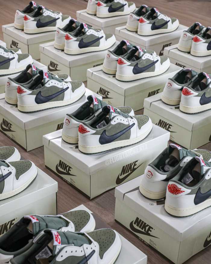 US Warehouse:Travis Scott x Air Jordan 1 ' Medium Olive' （A1）