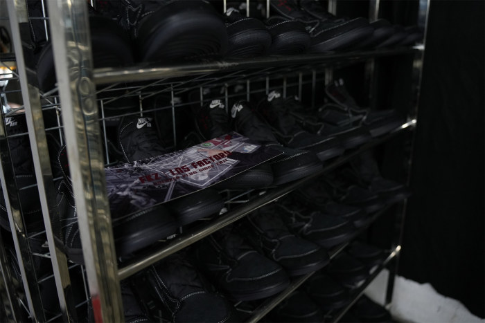 US Warehouse:Travis Scott x Nike Air Jordan 1 Low OG “Black/Phantom”（A1）