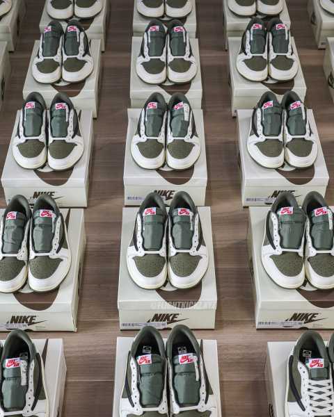 US Warehouse:Travis Scott x Air Jordan 1 ' Medium Olive' （A1）