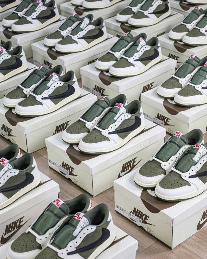 US Warehouse:Travis Scott x Air Jordan 1 ' Medium Olive' （A1）