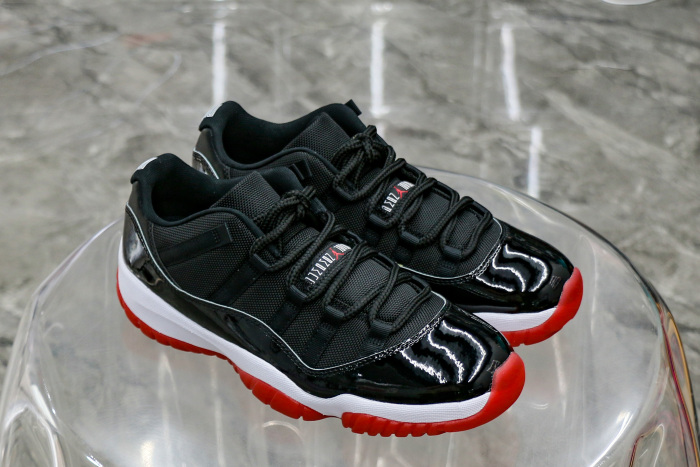 Air Jordan 11 Retro Bred Low 2025（A1）