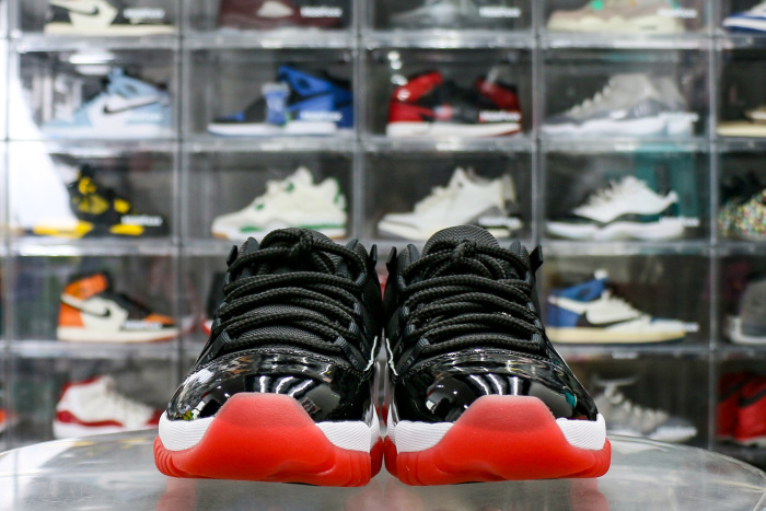 Air Jordan 11 Retro Bred Low 2025（A1）