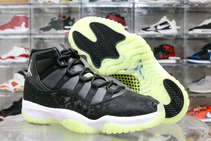 Air Jordan 11 Retro Black Barely Volt 2025 ( A1)