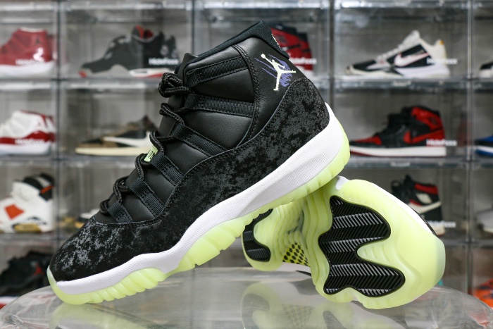 Air Jordan 11 Retro Black Barely Volt 2025 ( A1)