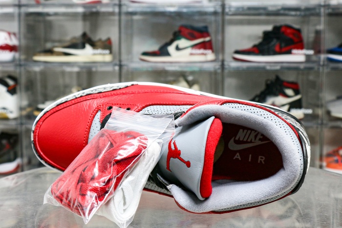 Air Jordan 3 Retro SE Unite Chicago Exclusive