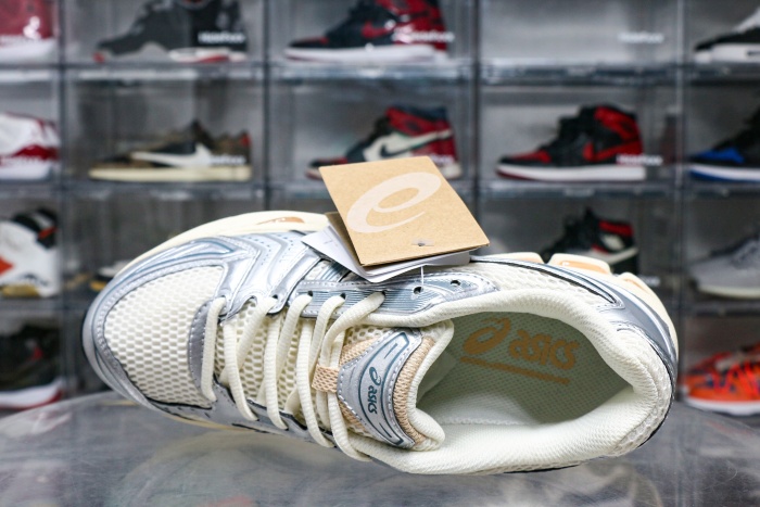 Gel-Kayano 14 Birch Pure Silver Teal Gold 2025
