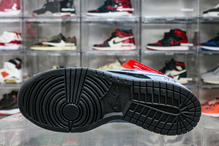 Nike SB Dunk Low Supreme 94 Ocean Fog