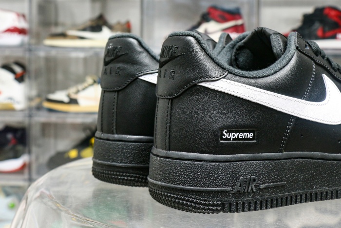Supreme X Air Force 1 Low Box Logo Black White（ A1）