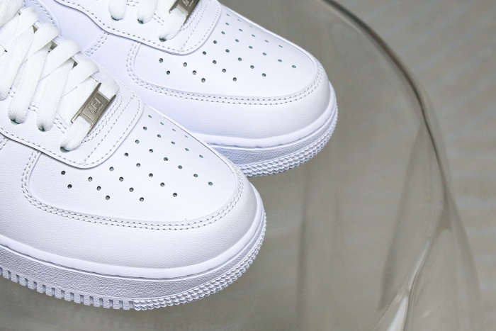 Suprem3 X Comme Des Garcons SHIRT X Air Force 1 Low Eyes