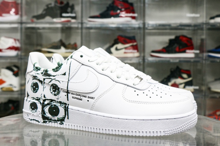 Suprem3 X Comme Des Garcons SHIRT X Air Force 1 Low Eyes