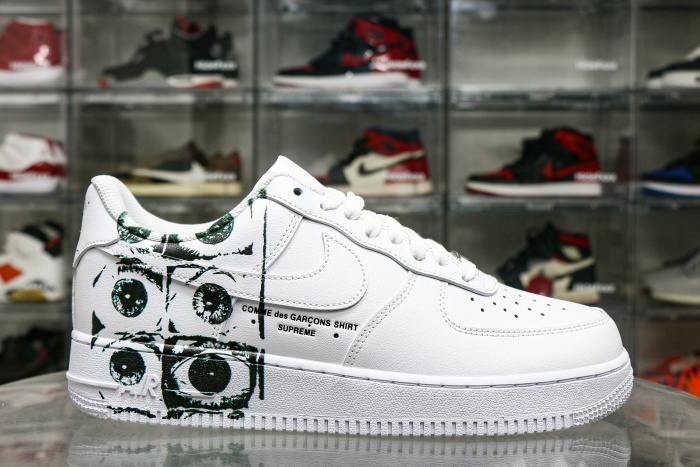 Suprem3 X Comme Des Garcons SHIRT X Air Force 1 Low Eyes