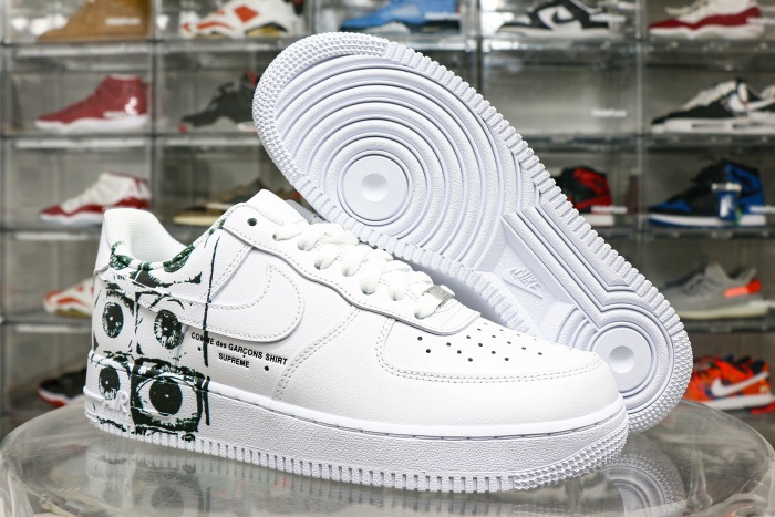 Suprem3 X Comme Des Garcons SHIRT X Air Force 1 Low Eyes