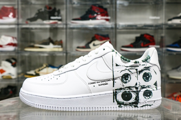 Suprem3 X Comme Des Garcons SHIRT X Air Force 1 Low Eyes