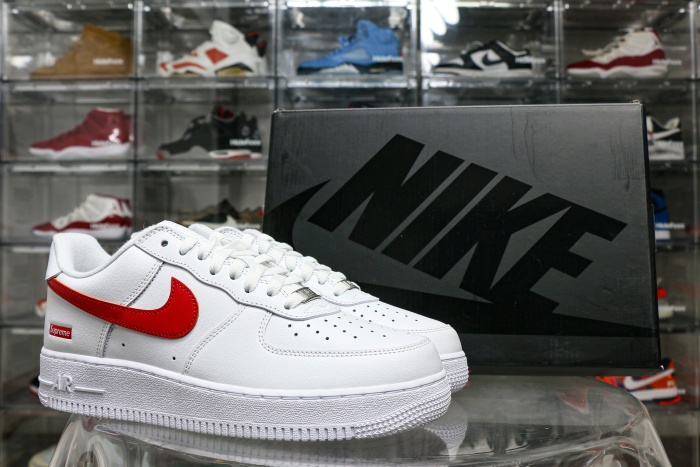 Supreme x Nike Air Force 1 Low  Shanghai