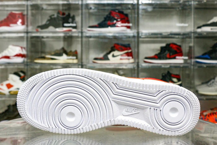 Supreme x Nike Air Force 1 Low  Shanghai