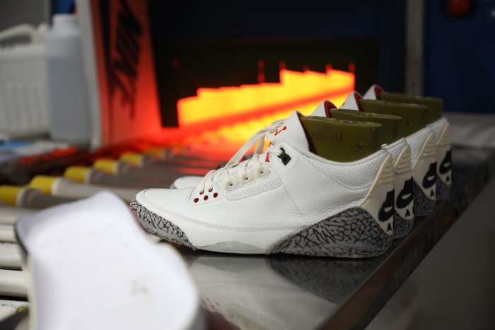 Jordan 3 Retro GS White Cement Reimagined（A1）