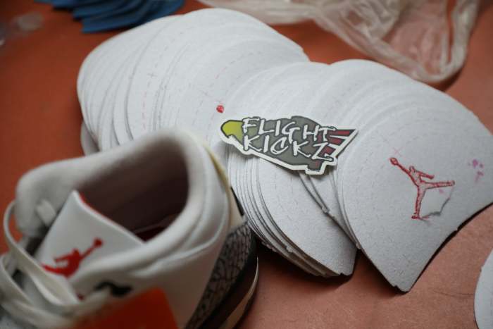 Jordan 3 Retro GS White Cement Reimagined（A1）