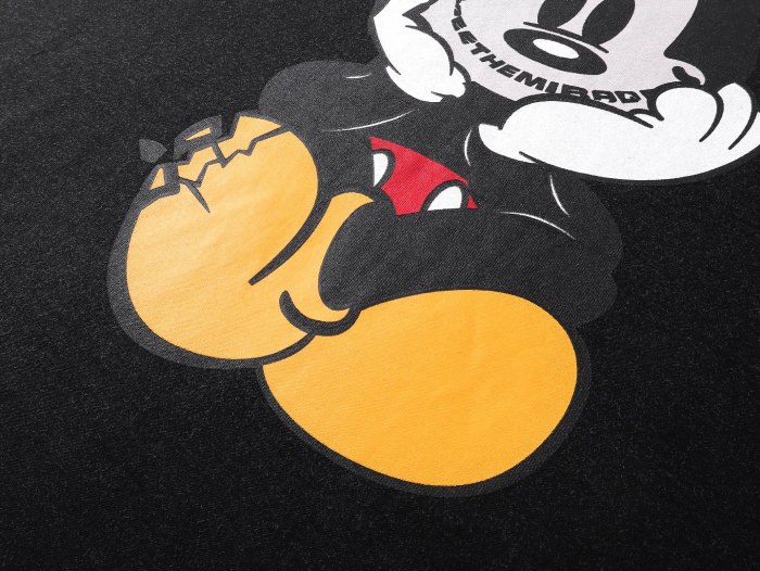 Vintage  Mickey Mouse Cracked Print Washed T-Shirt