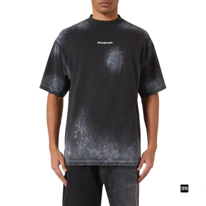 Balanciag@ Washed Distressed Short-Sleeve T-Shirt FW25