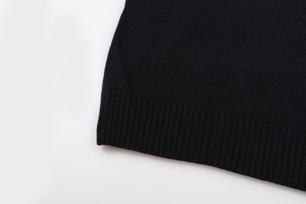 Supreme Embroidered Letter Logo Crewneck Wool Knit Sweater