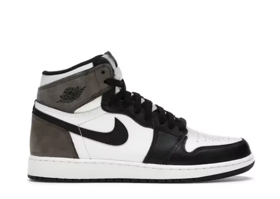 Jordan 1 Retro High Dark Mocha GS (A1)
