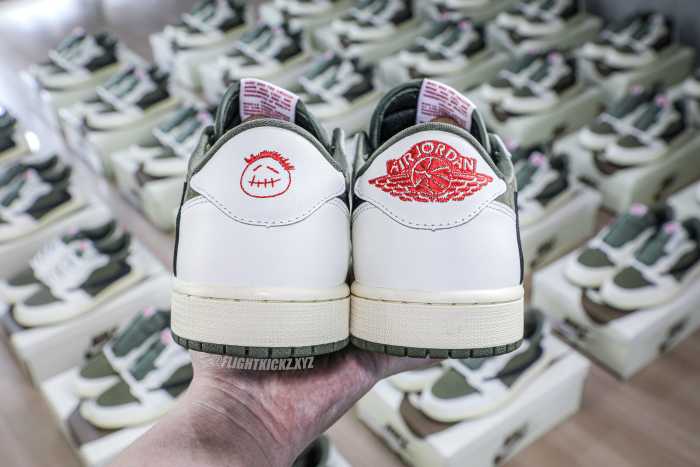 Travis Scott x Air Jordan 1 ' Medium Olive' GS（A1）