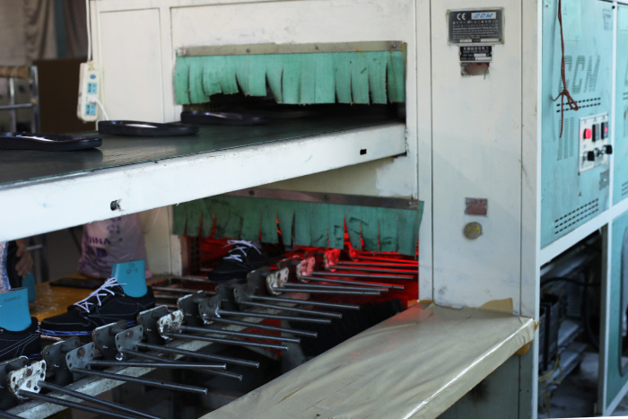 Travis Scott x Nike Air Jordan 1 Low OG “Black/Phantom” GS（A1）