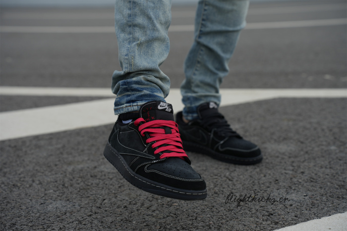 Travis Scott x Nike Air Jordan 1 Low OG “Black/Phantom” GS（A1）