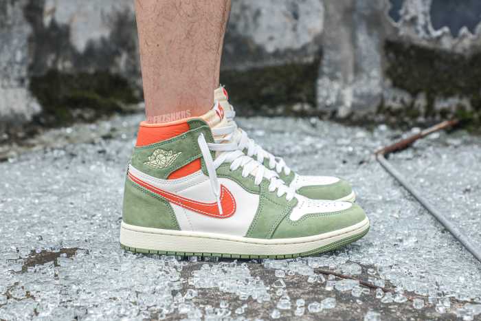 Air Jordan 1 High OG Celadon GS