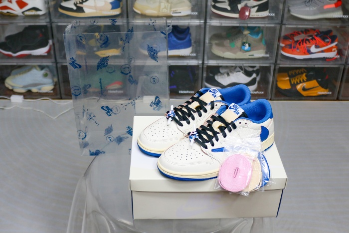 Travis Scott x Fragment x Air Jordan 1 Low OG GS（A1）