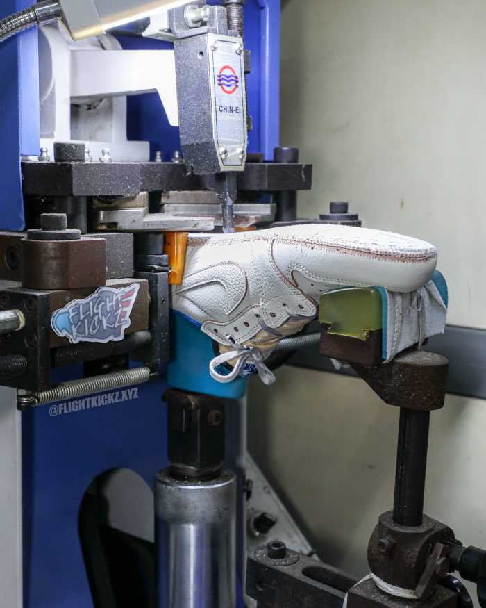 Travis Scott x Fragment x Air Jordan 1 Low OG GS（A1）