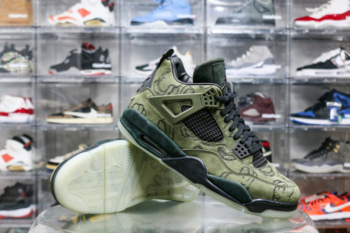 Kaws X Air Jordan 4 Retro Green Sample（A1）