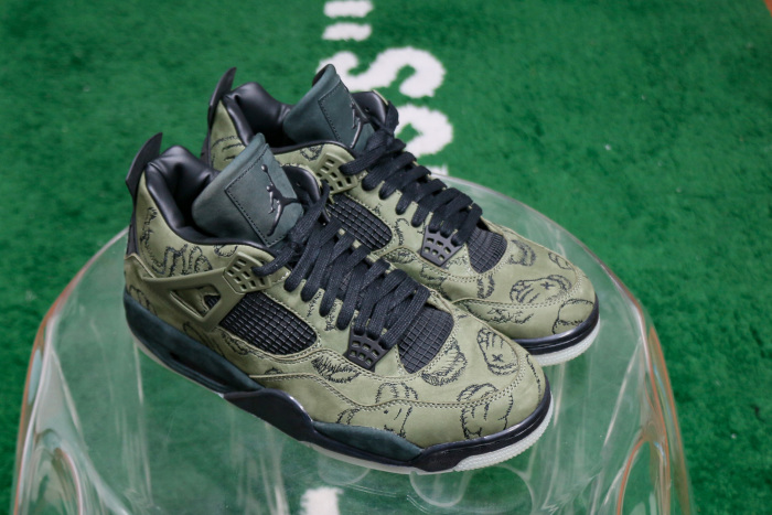 Kaws X Air Jordan 4 Retro Green Sample（A1）