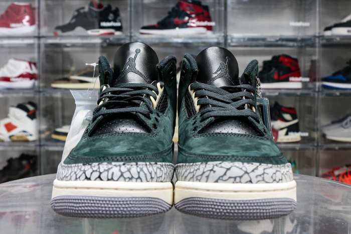 Air Jordan 3 Retro Off Noir WMNS 2025 (A1)