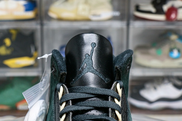 Air Jordan 3 Retro Off Noir WMNS 2025 (A1)