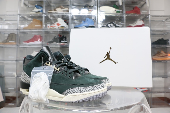 Air Jordan 3 Retro Off Noir WMNS 2025 (A1)