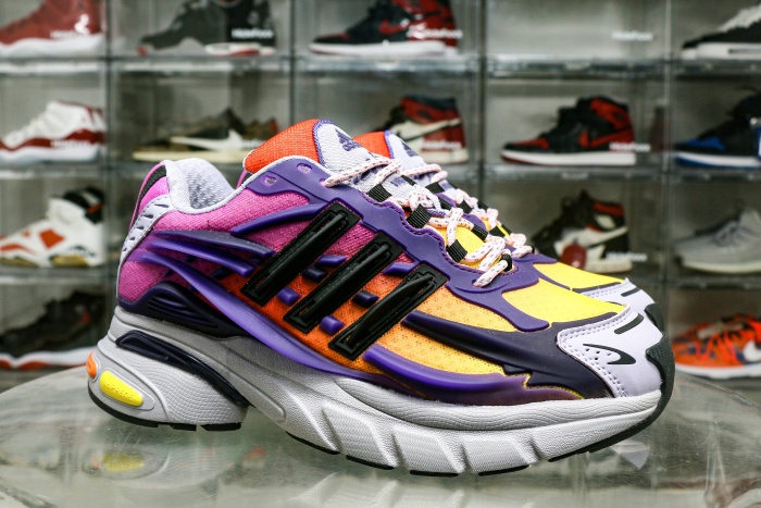 Pharrell x adidas Adistar Jellyfish Yellow Black Purple