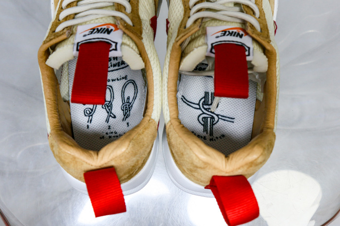 NikeCraft Mars Yard Shoe 2.0 Tom Sachs Space Camp